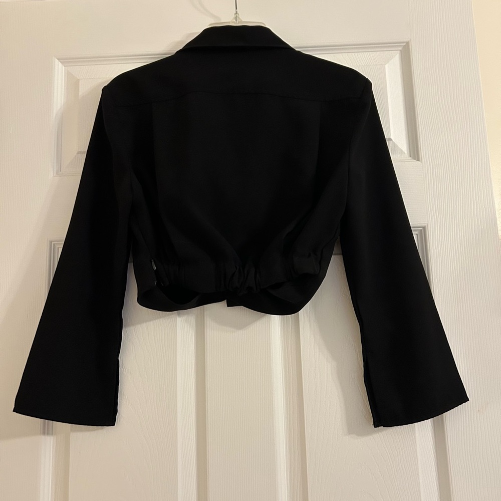 Zara Black Cropped Blouse - Picture 2 of 3